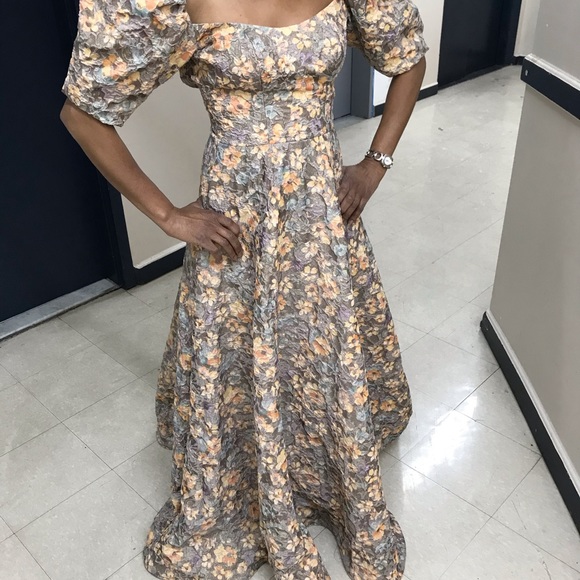 Formal gown - Picture 3 of 4